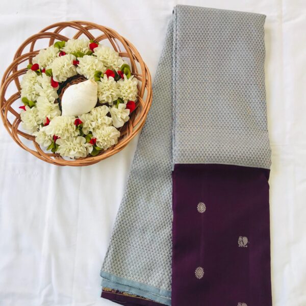 long turning border kanchi silk in ash with contrast pallu