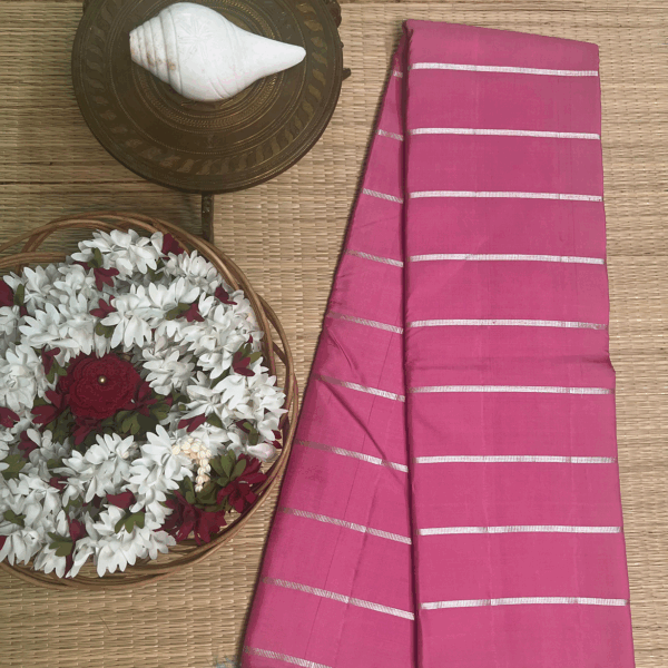 Pink with blue combination kanchipuram silk saree in veldhari design