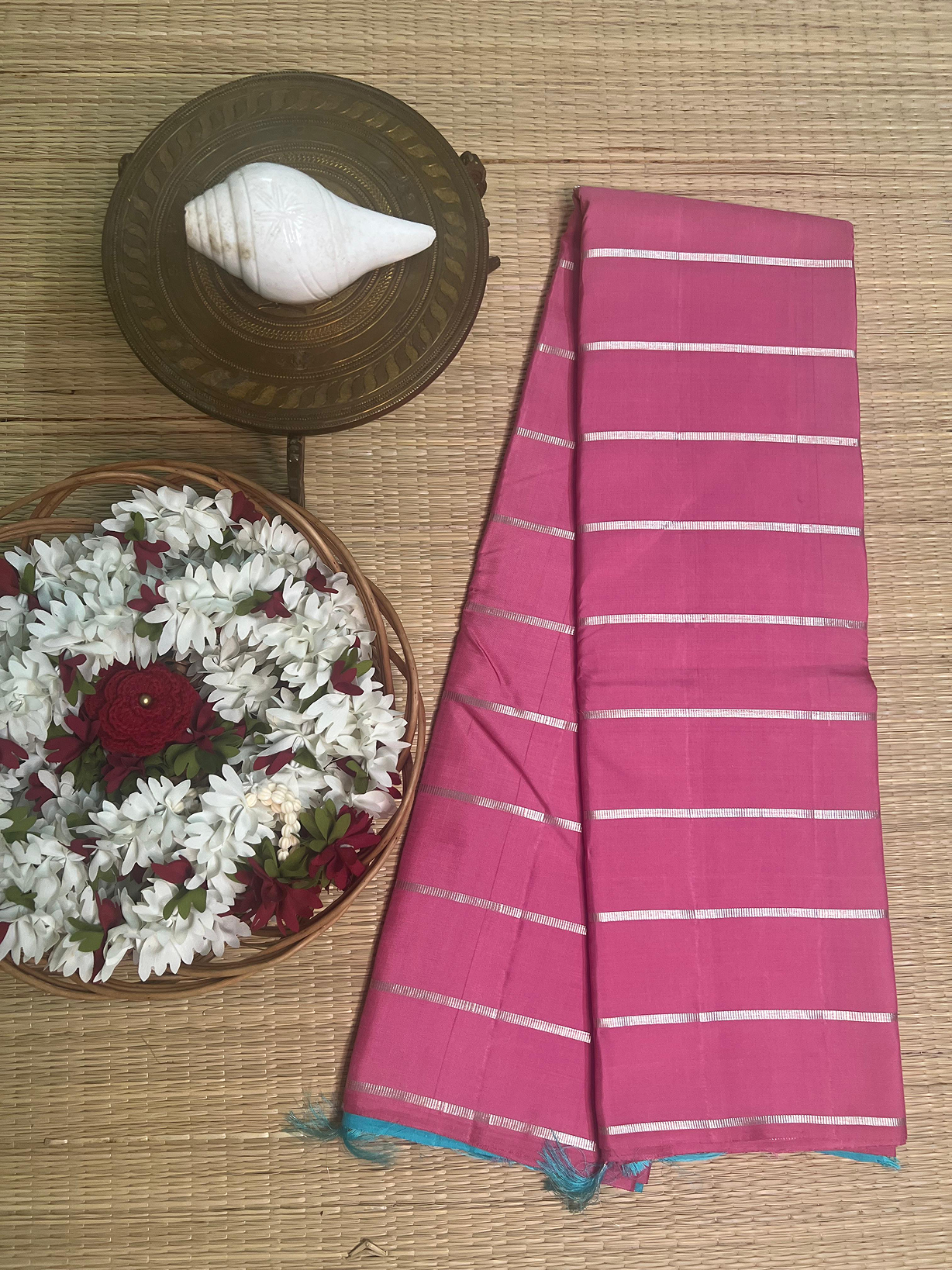 ea7d6a5f24-639696c7-1a23-4e79-9c2c-bafbfe08af23 24