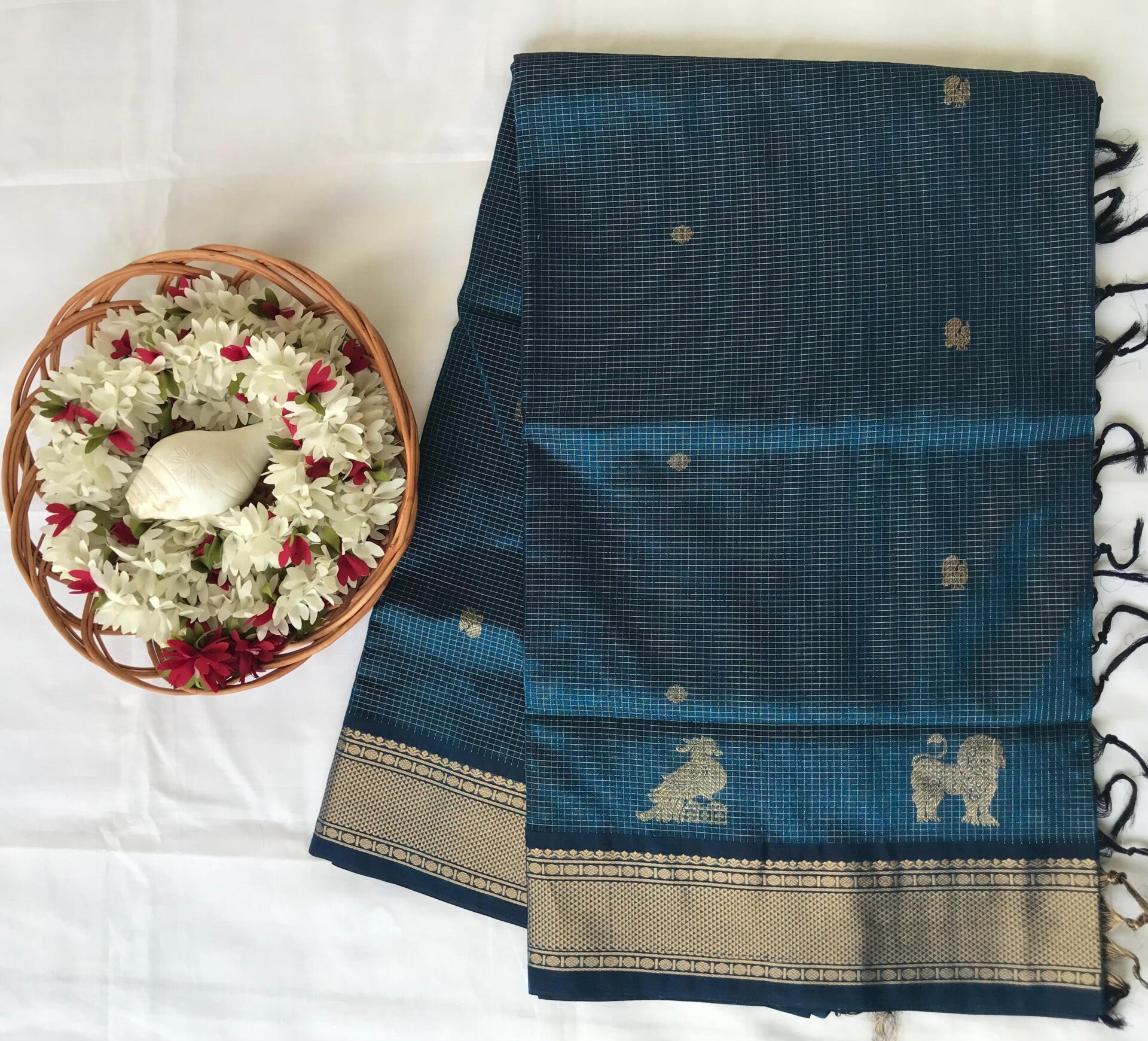 Mercerised cotton with silk border